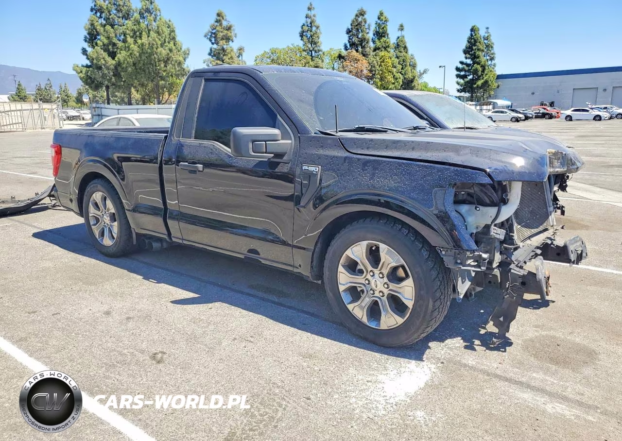 2022 Ford F150 VIN:1FTMF1C50NKF26329 - 4
