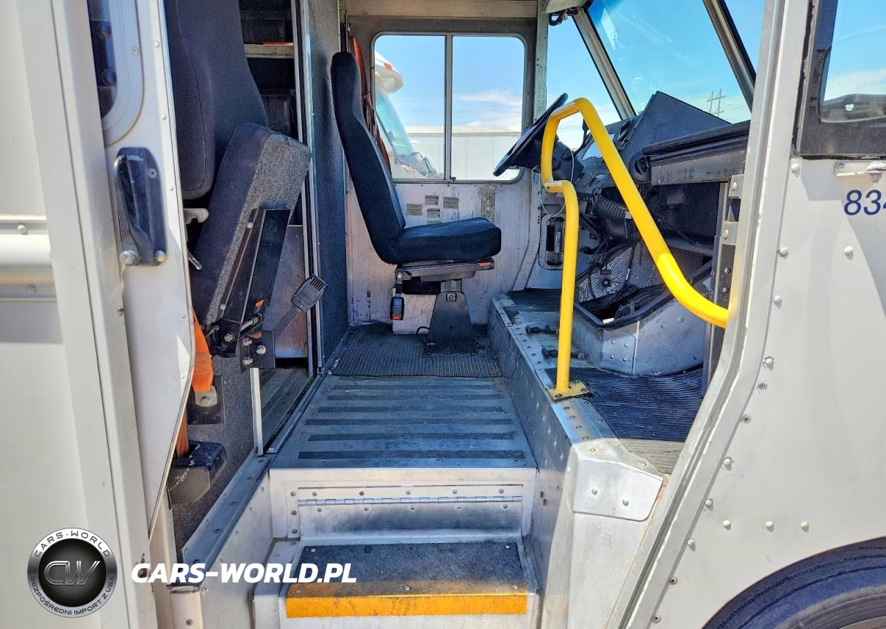 2017 Ford F59 VIN:1F65F5KYXH0A10117 - 5