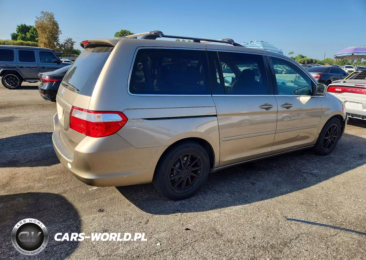 2007 Honda Odyssey VIN:5FNRL38747B432202 - 3