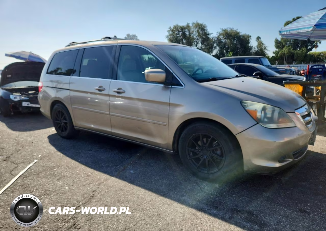 2007 Honda Odyssey VIN:5FNRL38747B432202 - 4