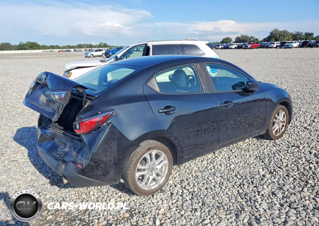 2017 Toyota Yaris Ia VIN:3MYDLBYV6HY189941 - 3