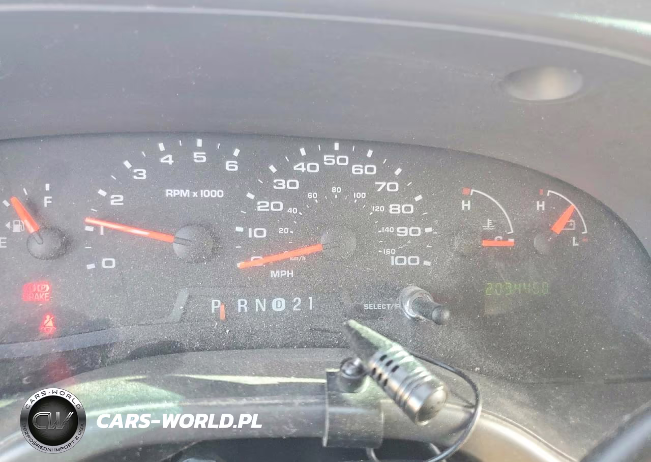 2007 Ford Econoline E350 Super Duty Wagon VIN:1FBNE31L37DA05024 - 9
