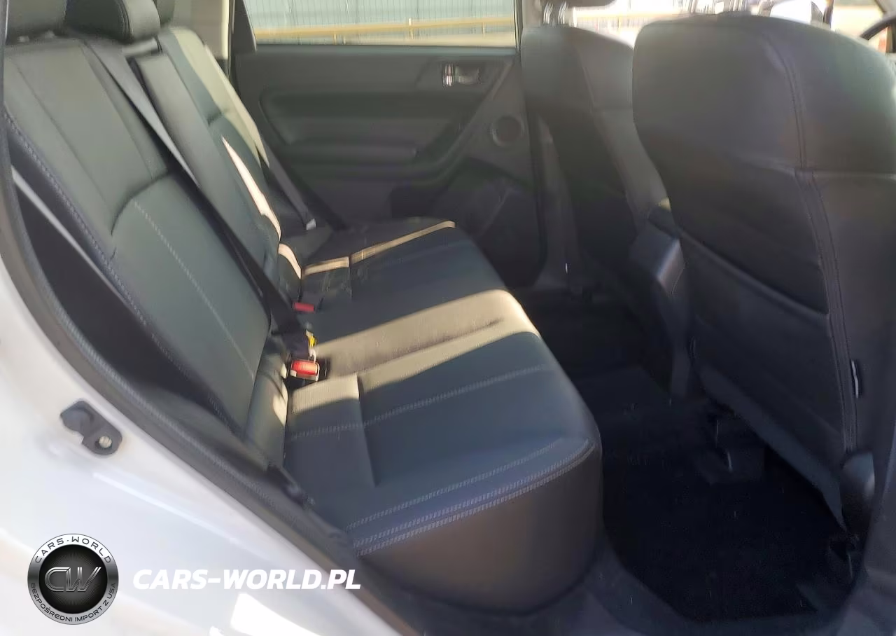 2018 Subaru Forester 2.5I Touring VIN:JF2SJAWC1JH462410 - 11