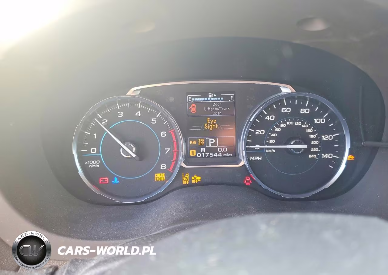 2018 Subaru Forester 2.5I Touring VIN:JF2SJAWC1JH462410 - 9