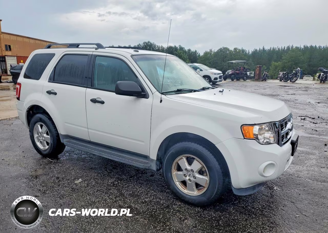2012 Ford Escape Xlt VIN:1FMCU0D73CKC47851 - 4
