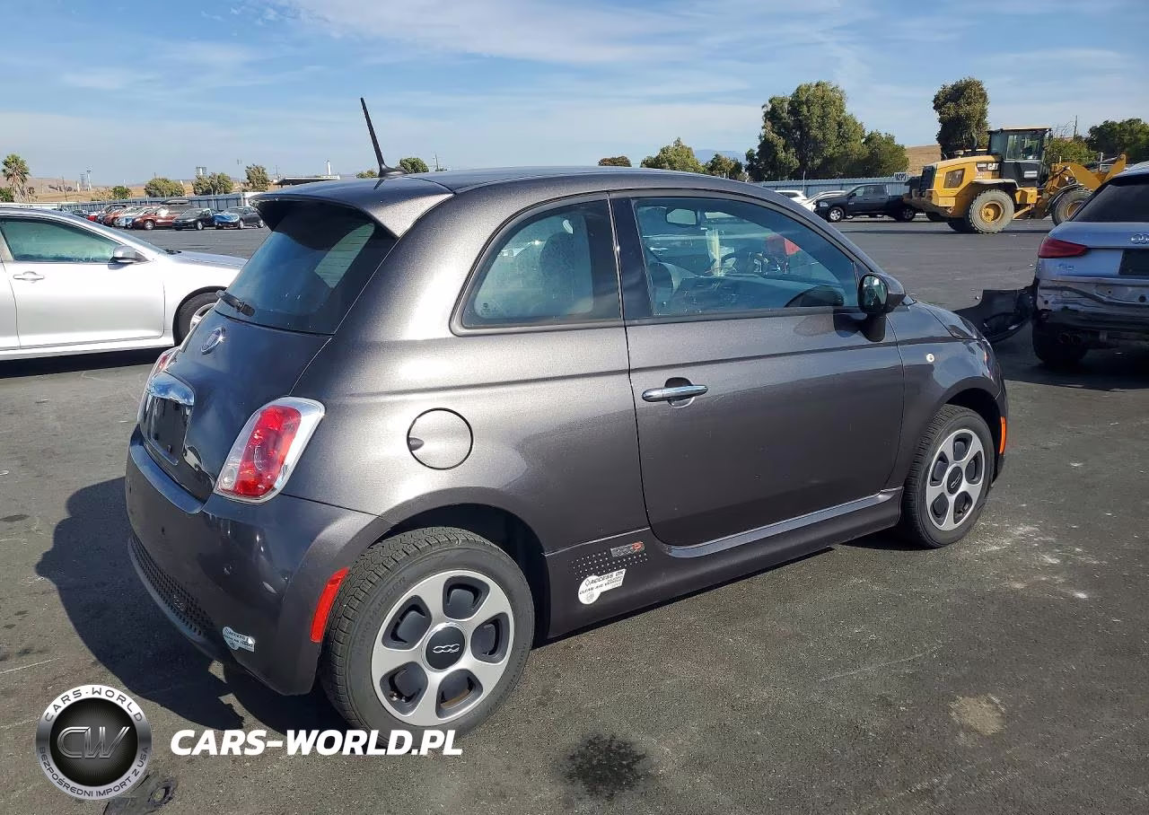 2015 Fiat 500 Electric VIN:3C3CFFGE2FT642316 - 3