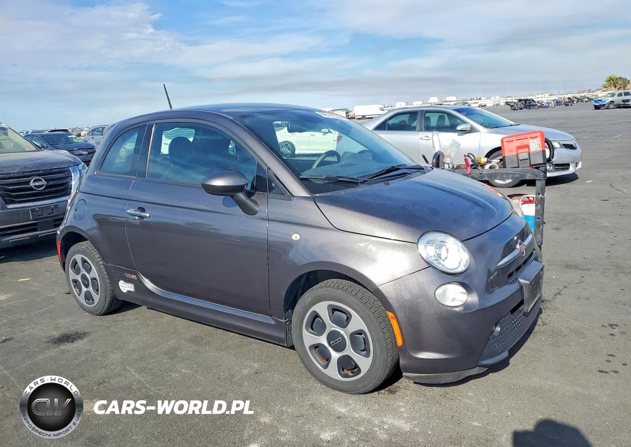 2015 Fiat 500 Electric VIN:3C3CFFGE2FT642316 - 4