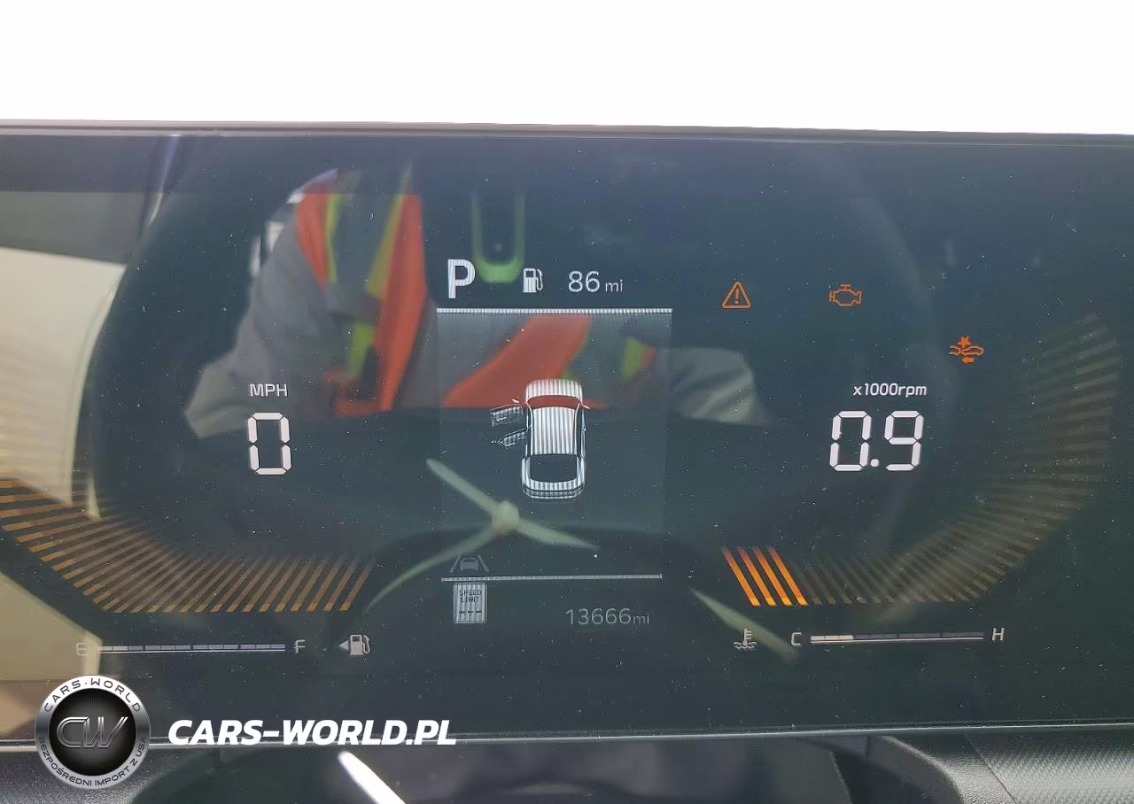 2025 Kia K4 Lxs VIN:3KPFT4DE9SE160998 - 9
