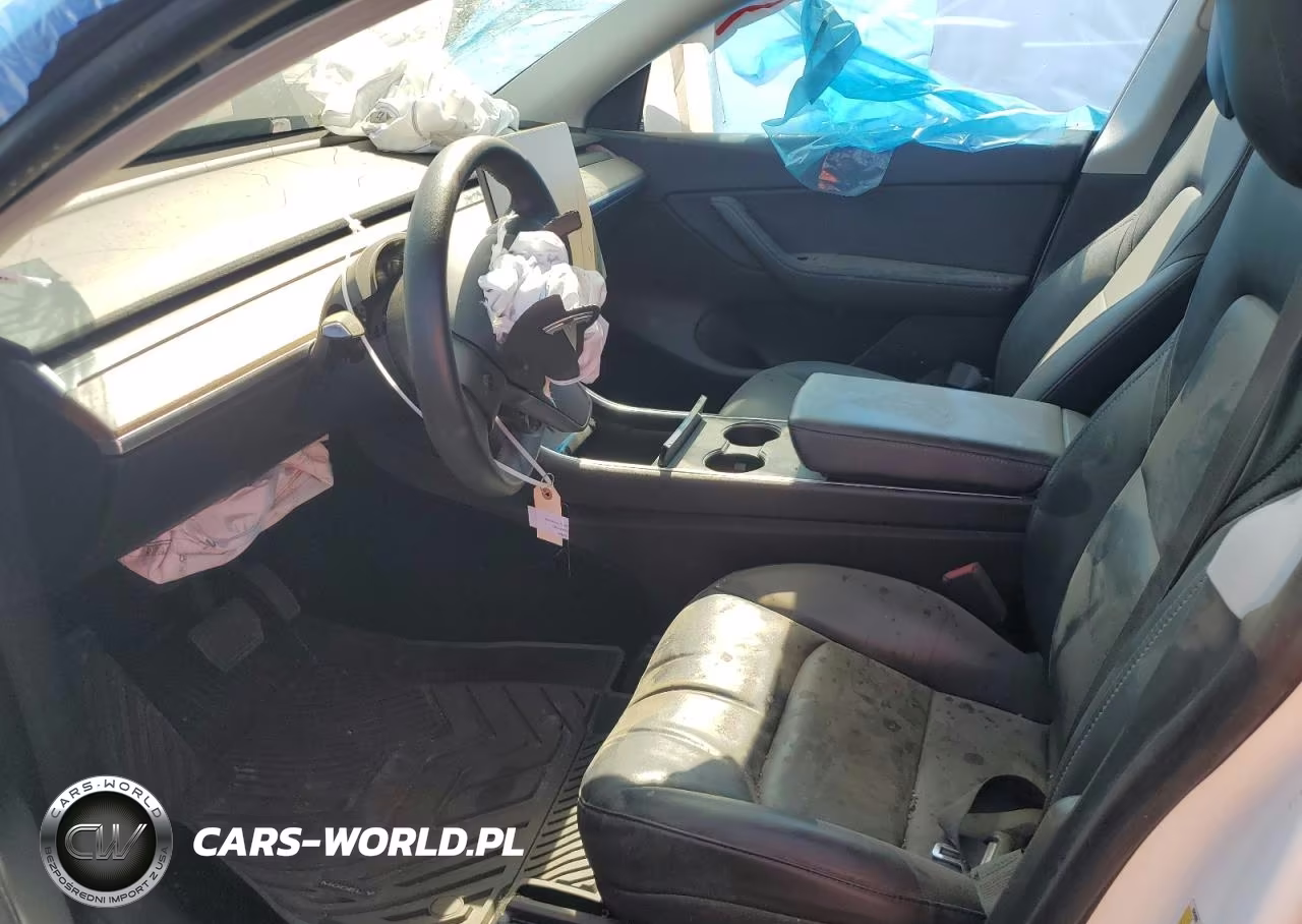 2020 Tesla Model Y VIN:5YJYGDEE1LF028406 - 7