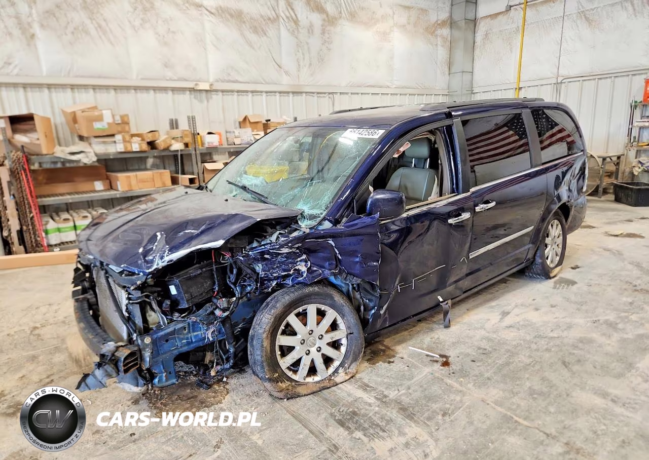 2015 Chrysler Town & Country Touring