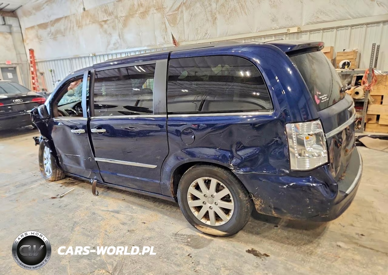 2015 Chrysler Town & Country Touring VIN:2C4RC1BG1FR578492 - 2