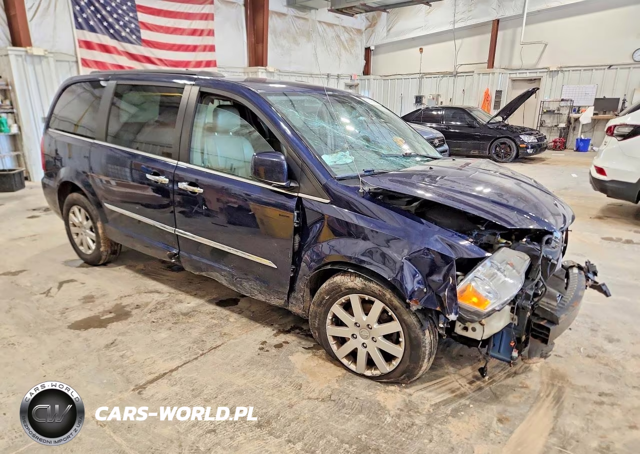 2015 Chrysler Town & Country Touring VIN:2C4RC1BG1FR578492 - 4