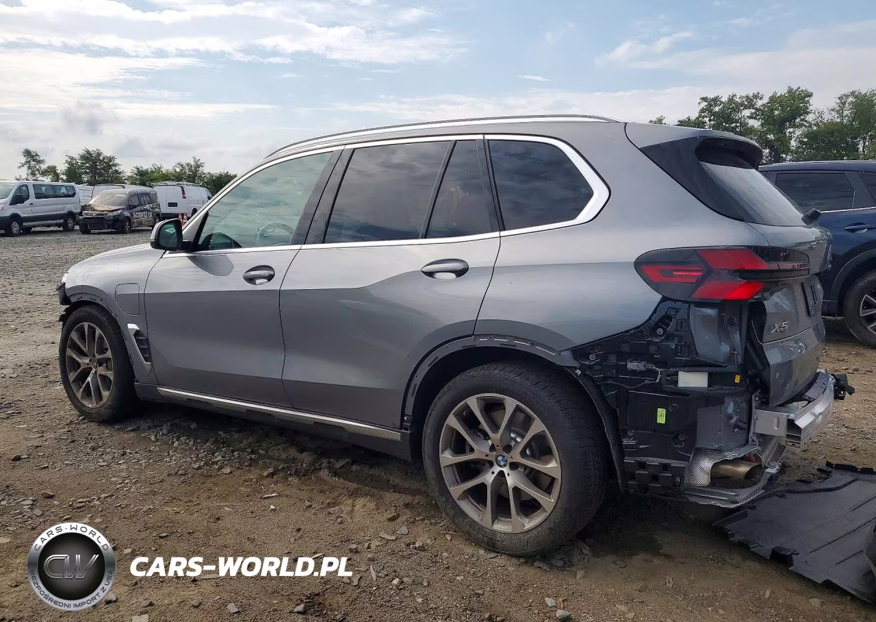 2026 BMW X5 xDrive50E VIN:5UX43EU03T9313218 - 2