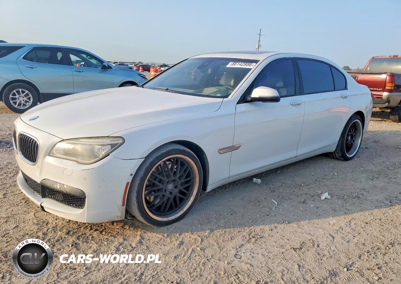 2015 BMW 750 Li – zdjęcie 1 z 12
