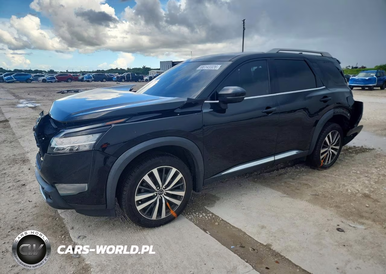 2022 Nissan Pathfinder Platinum
