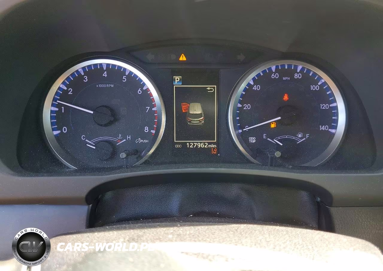 2018 Toyota Highlander Le VIN:5TDZARFHXJS039859 - 9