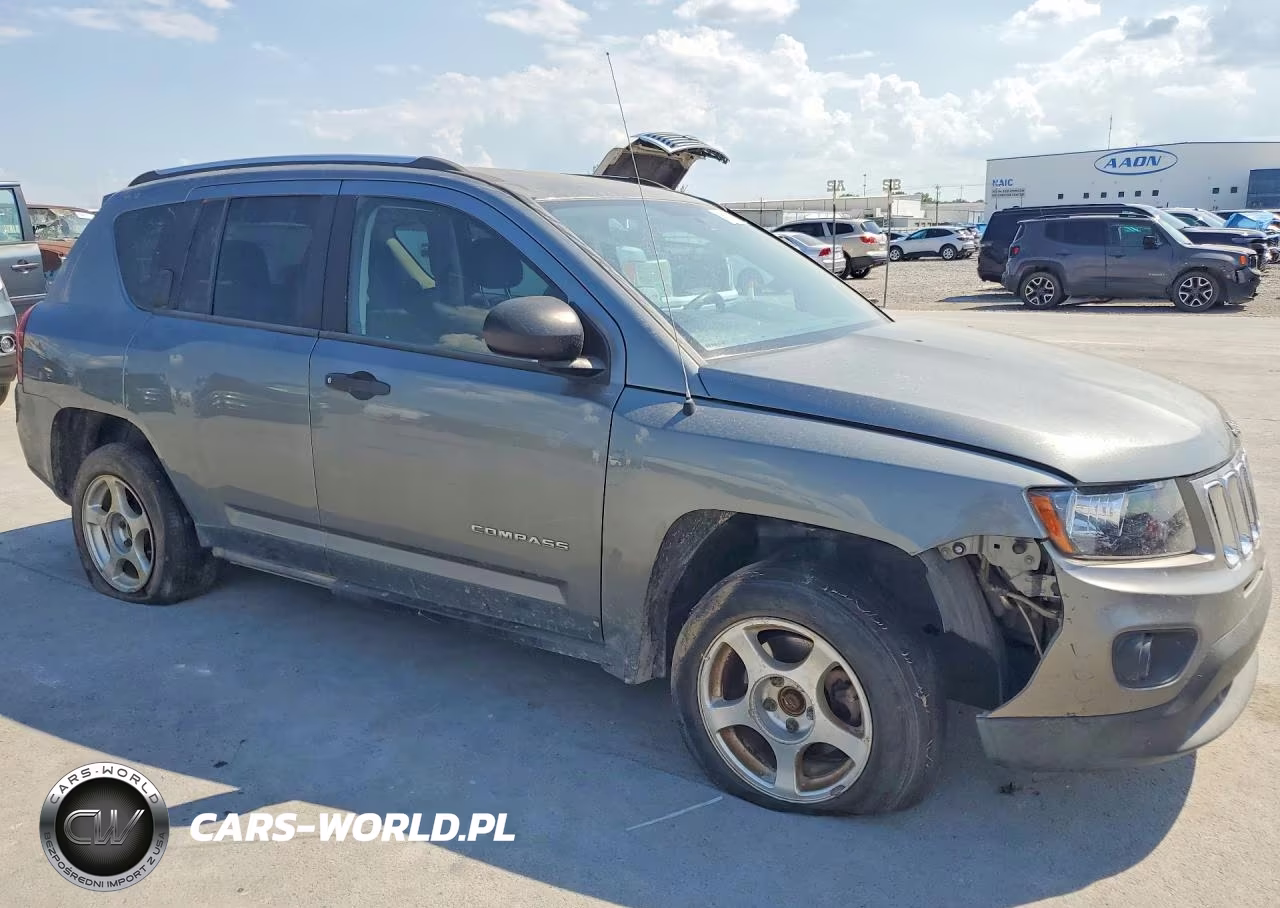2014 Jeep Compass Sport VIN:1C4NJDBB5ED535821 - 4