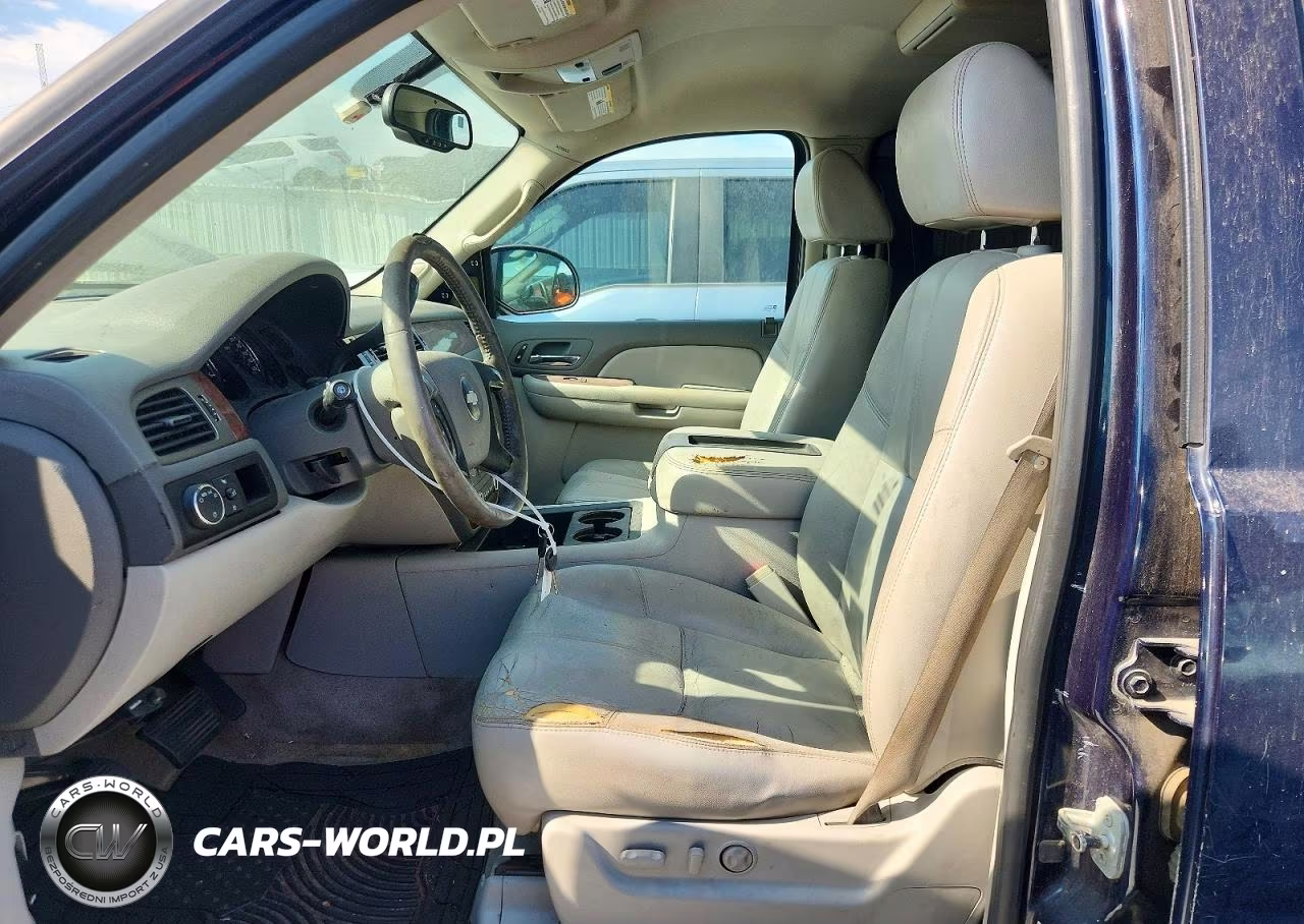2007 Chevrolet Tahoe C1500 VIN:1GNFC13077R271735 - 7
