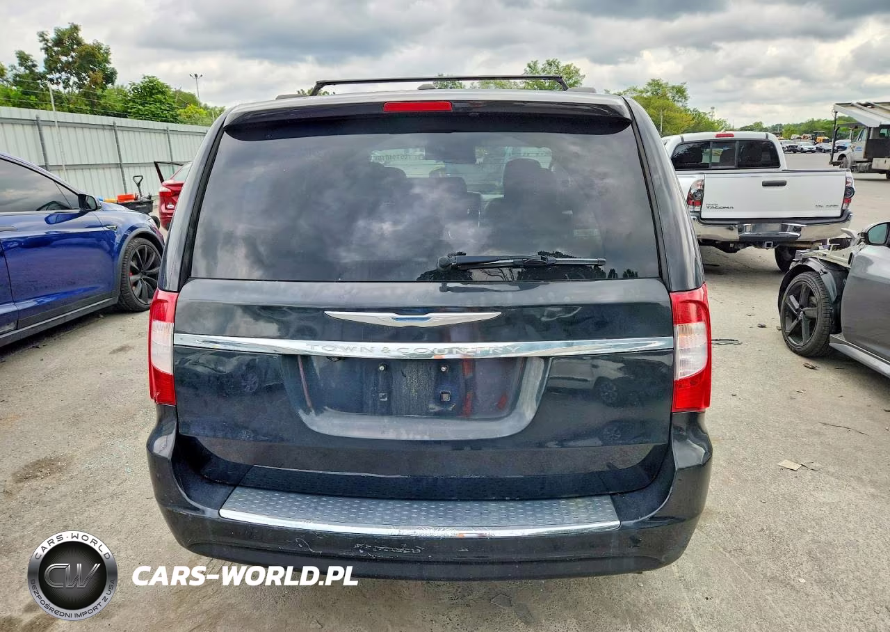 2014 Chrysler Town & Country Touring VIN:2C4RC1BG1ER277946 - 6
