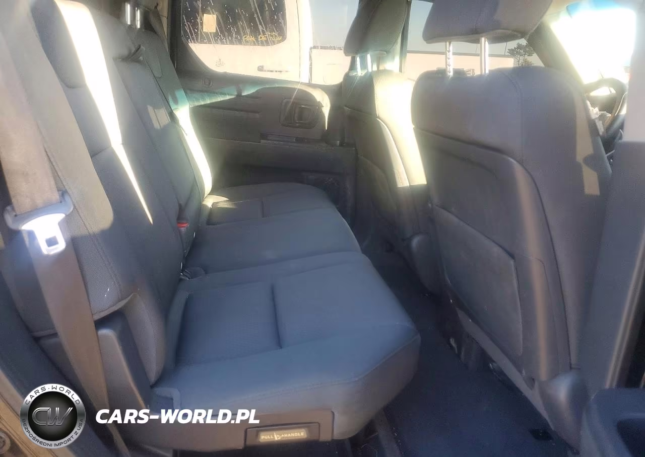 2013 Honda Ridgeline Sport VIN:5FPYK1F79DB001573 - 10