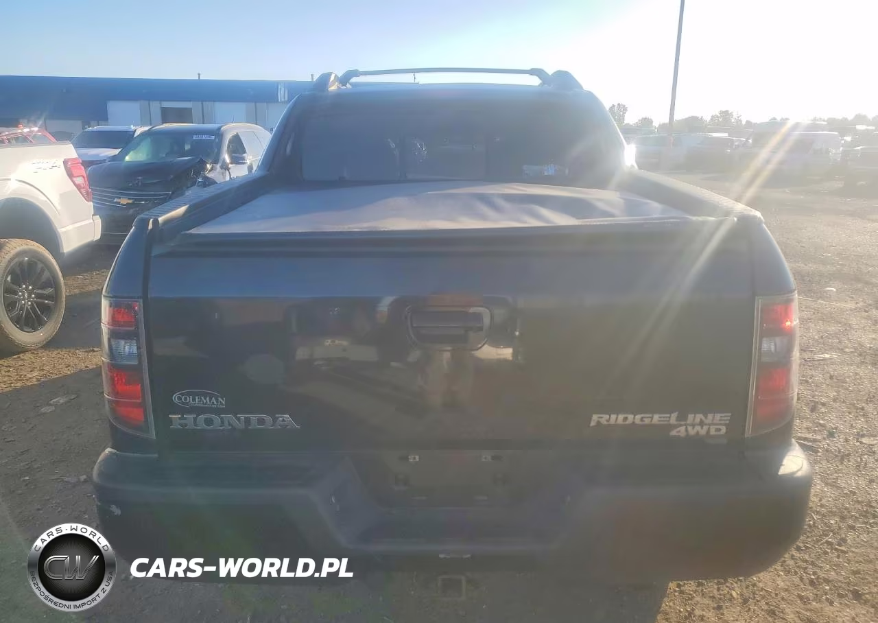 2013 Honda Ridgeline Sport VIN:5FPYK1F79DB001573 - 6