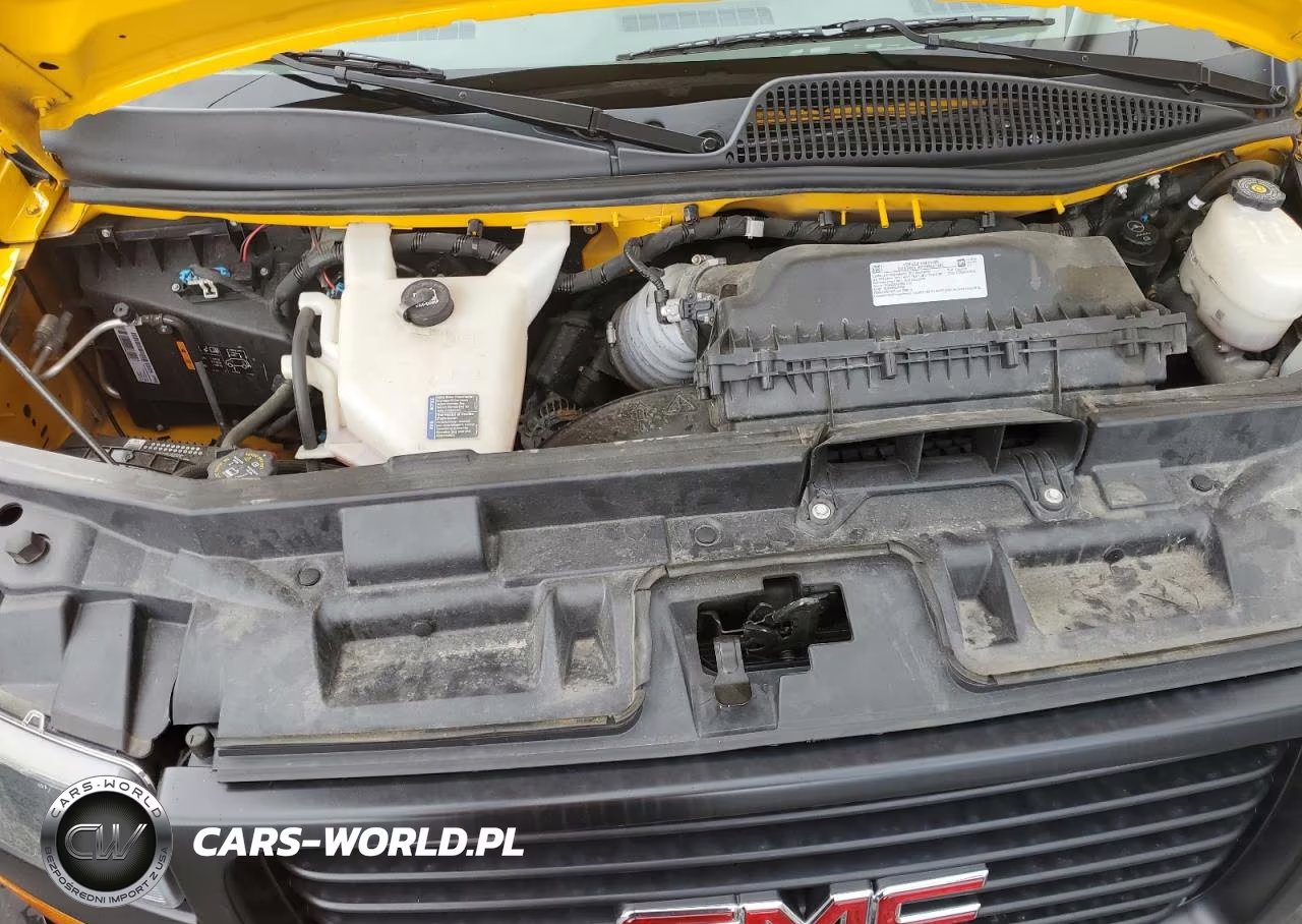 2022 GMC Savana Box Truck VIN:7GZ37TC75NN003279 - 12