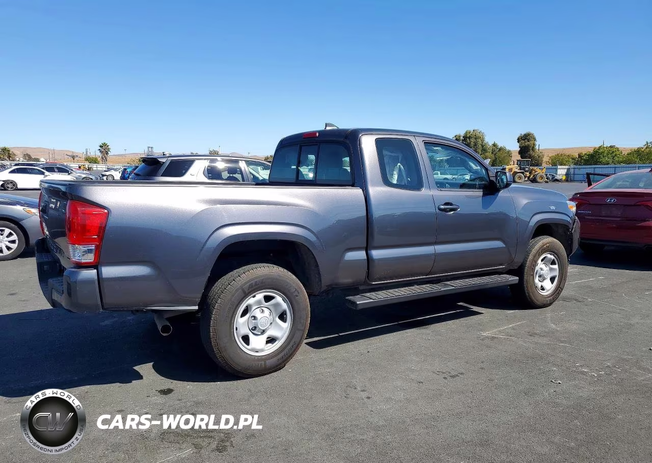 2017 Toyota Tacoma Sr VIN:5TFRX5GN9HX102398 - 3