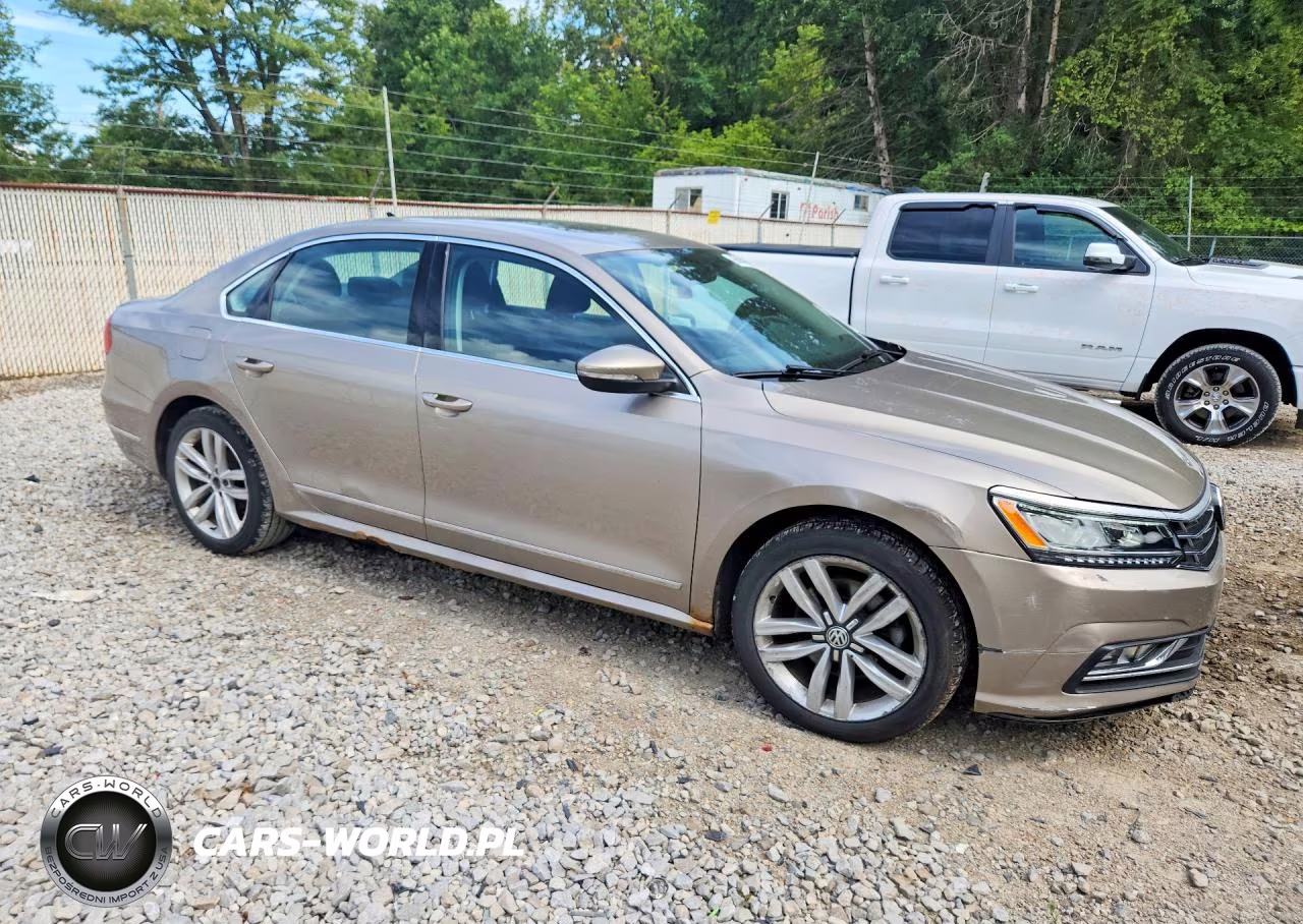 2016 Volkswagen Passat Sel VIN:1VWCT7A30GC066060 - 4