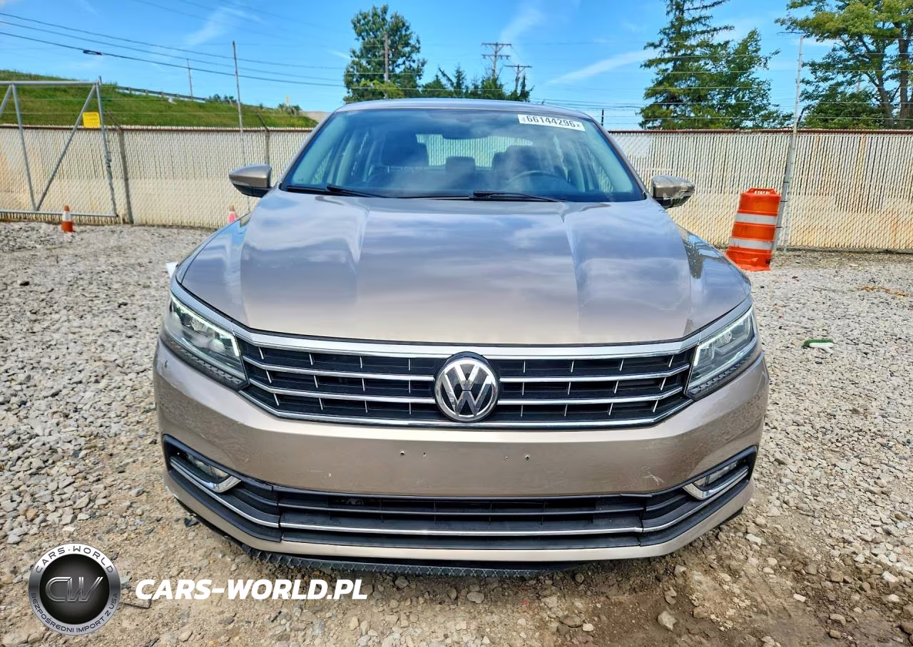 2016 Volkswagen Passat Sel VIN:1VWCT7A30GC066060 - 5