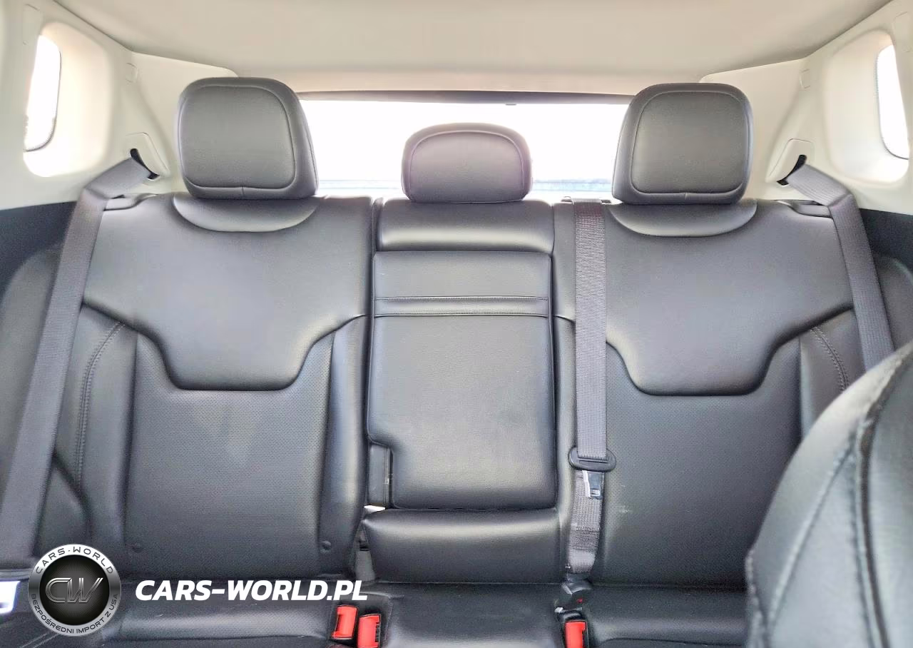 2019 Jeep Compass Limited VIN:3C4NJDCB3KT712077 - 10