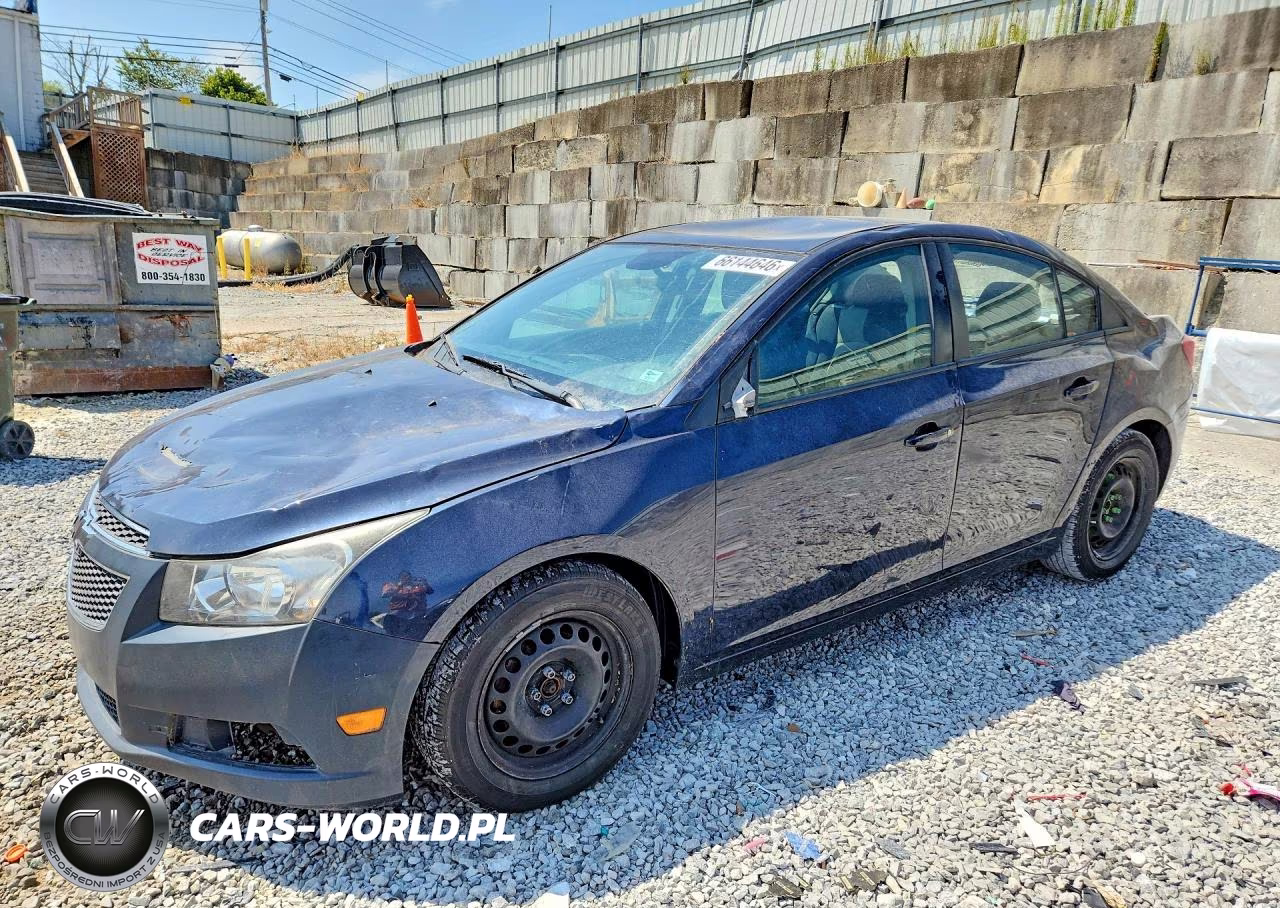 2014 Chevrolet Cruze Ls – zdjęcie 1 z 12
