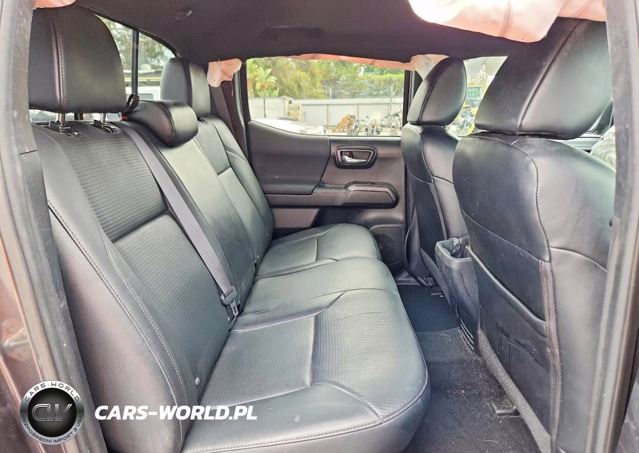 2019 Toyota Tacoma Trd Sport VIN:3TMAZ5CNXKM092586 - 10