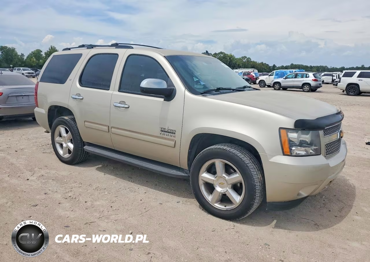 2013 Chevrolet Tahoe C1500 Lt VIN:1GNSCBE03DR192091 - 4