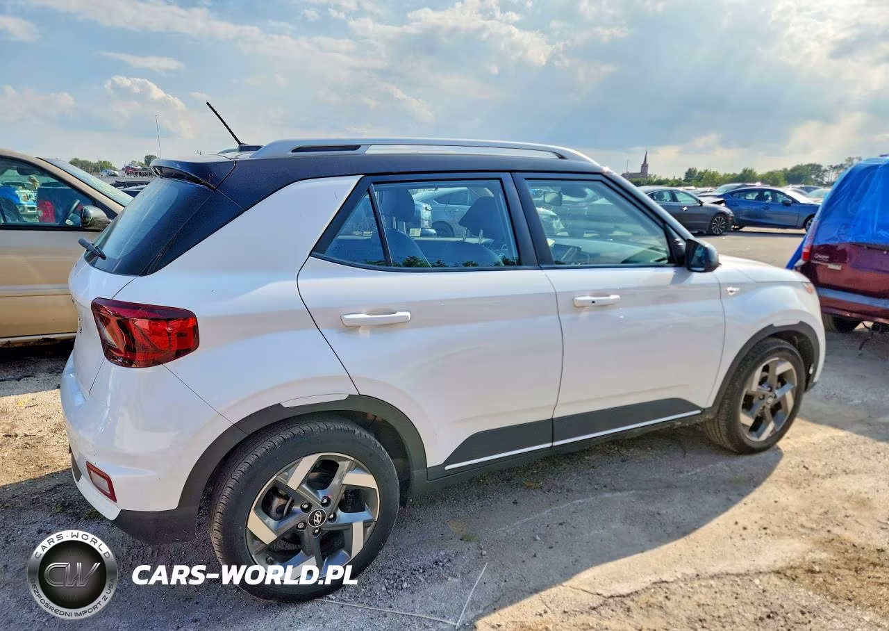 2024 Hyundai Venue Limited VIN:KMHRC8A37RU331262 - 3