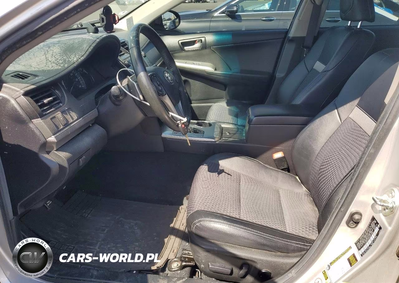 2014 Toyota Camry Se VIN:4T1BF1FK0EU371936 - 14