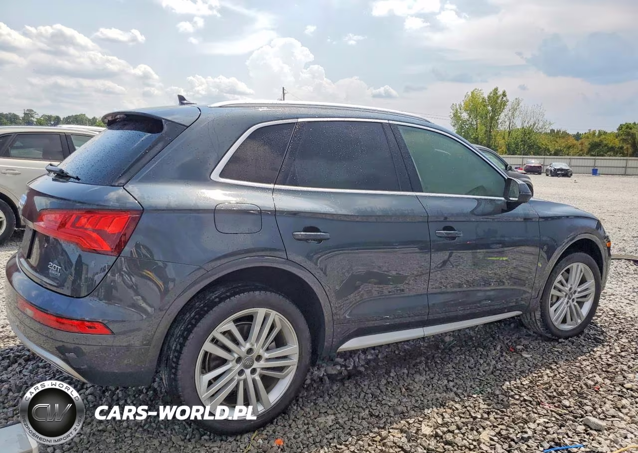 2018 Audi Q5 Premium Plus VIN:WA1BNAFY1J2017225 - 3