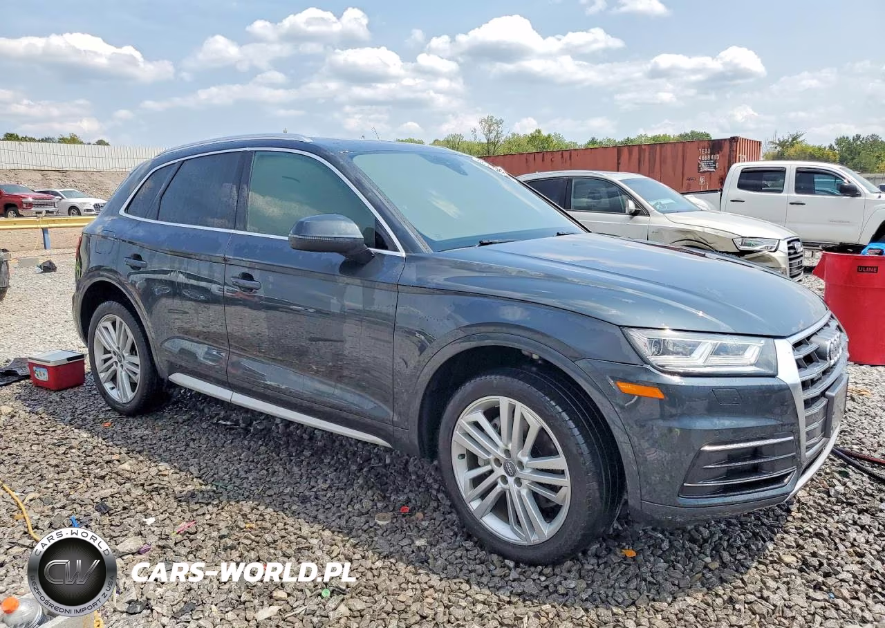 2018 Audi Q5 Premium Plus VIN:WA1BNAFY1J2017225 - 4