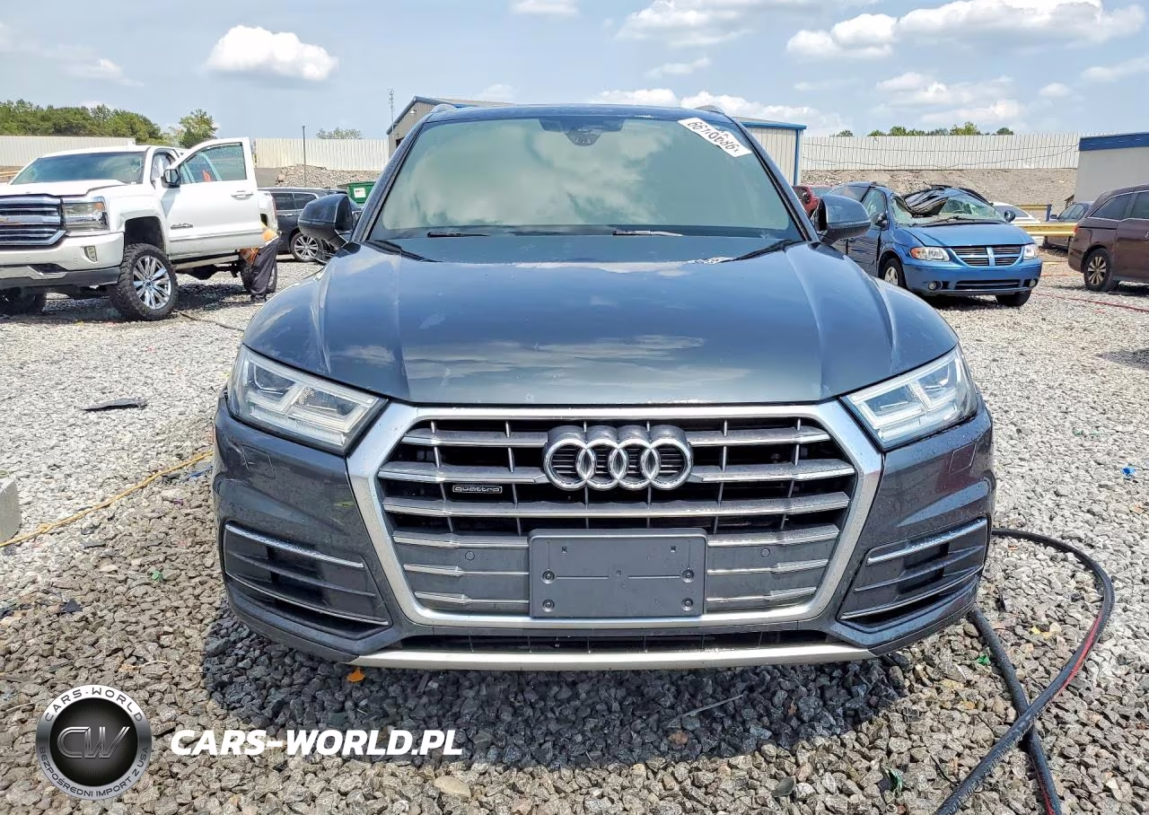 2018 Audi Q5 Premium Plus VIN:WA1BNAFY1J2017225 - 5