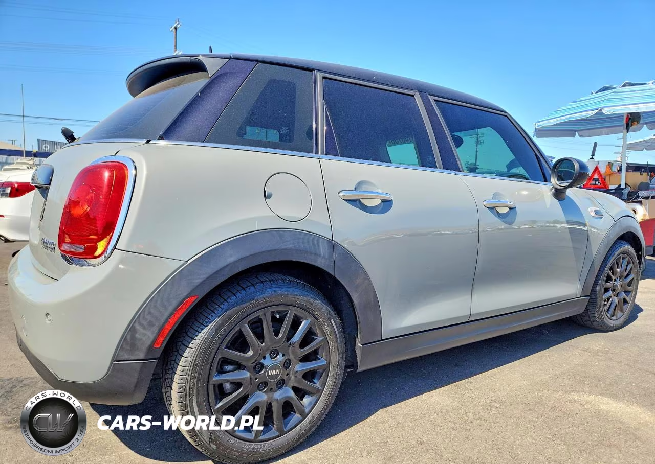 2018 Mini Cooper VIN:WMWXU1C58J2F80667 - 3