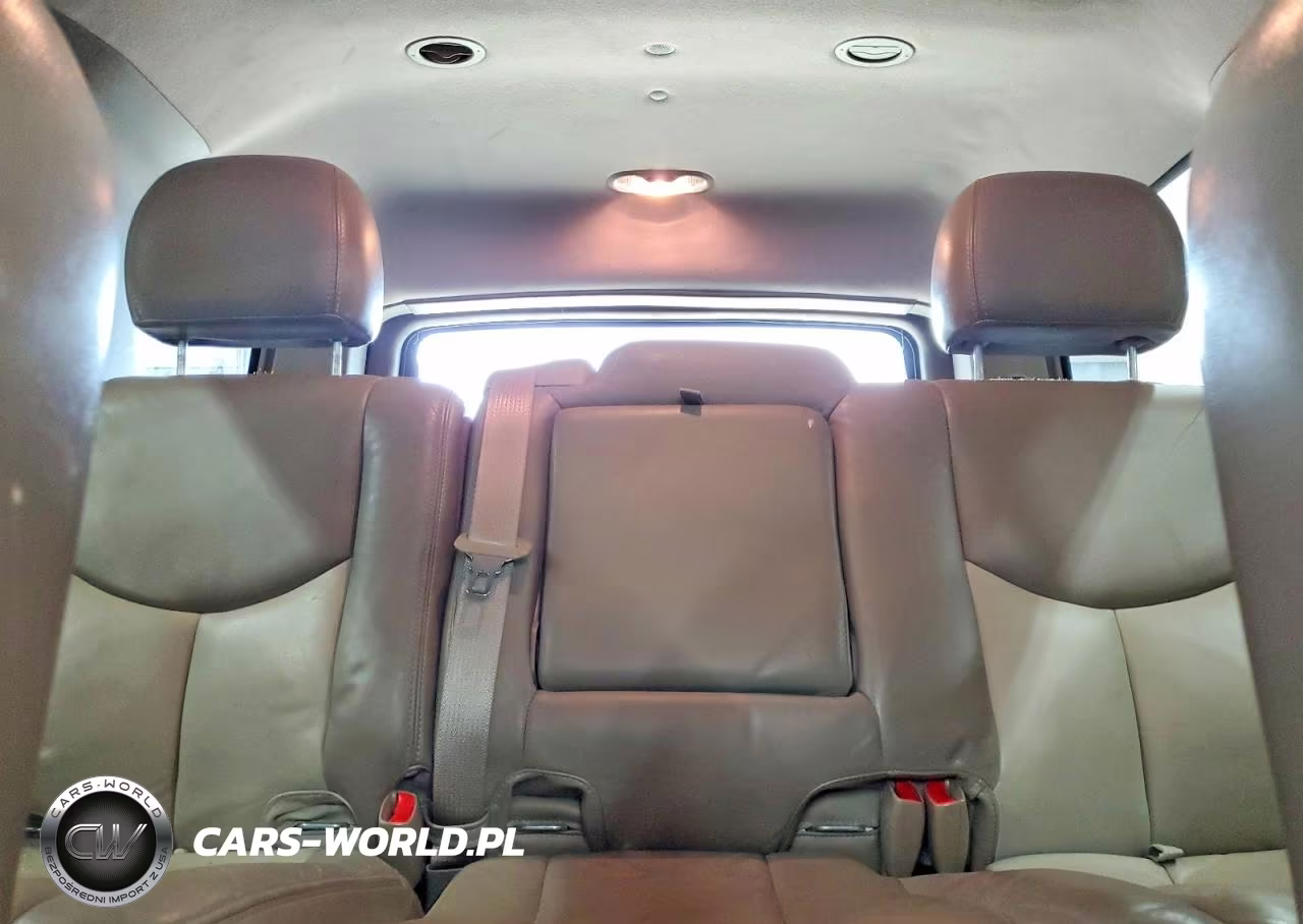 2005 GMC Yukon Denali VIN:1GKEK63UX5J198335 - 10