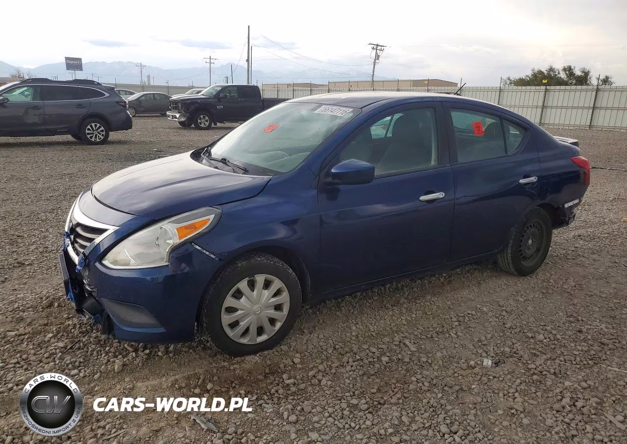 2018 Nissan Versa Sv – zdjęcie 1 z 12