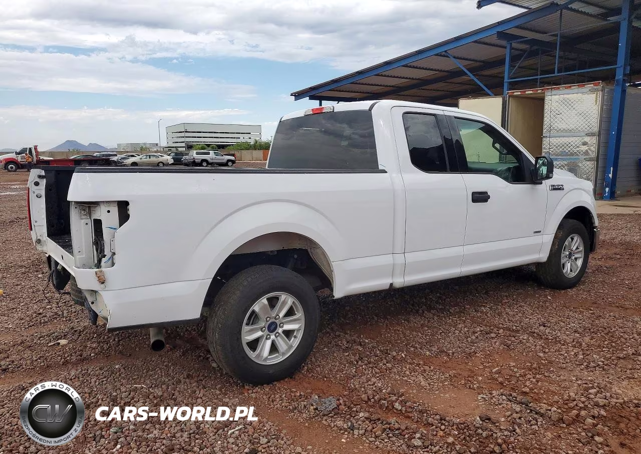 2017 Ford F150 Super Cab VIN:1FTEX1CG3HKD62114 - 3