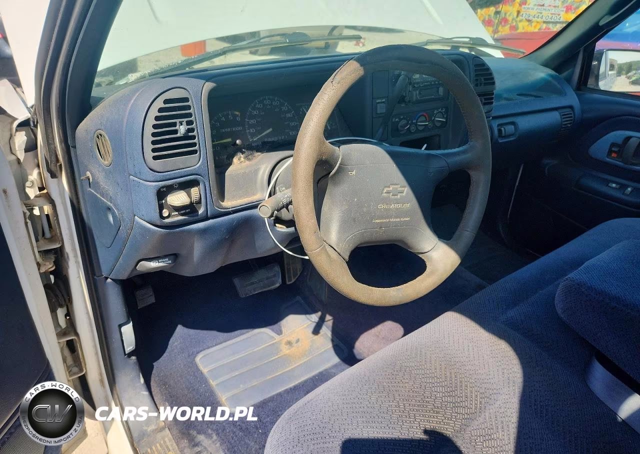 1996 Chevrolet Gmt-400 C1500 VIN:1GCEC14R1TZ113046 - 8