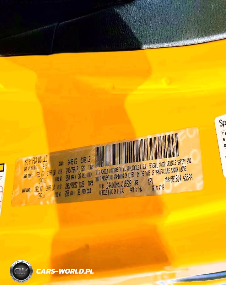 2020 Jeep Wrangler Unlimited Sport VIN:1C4HJXDN0LW115228 - 13