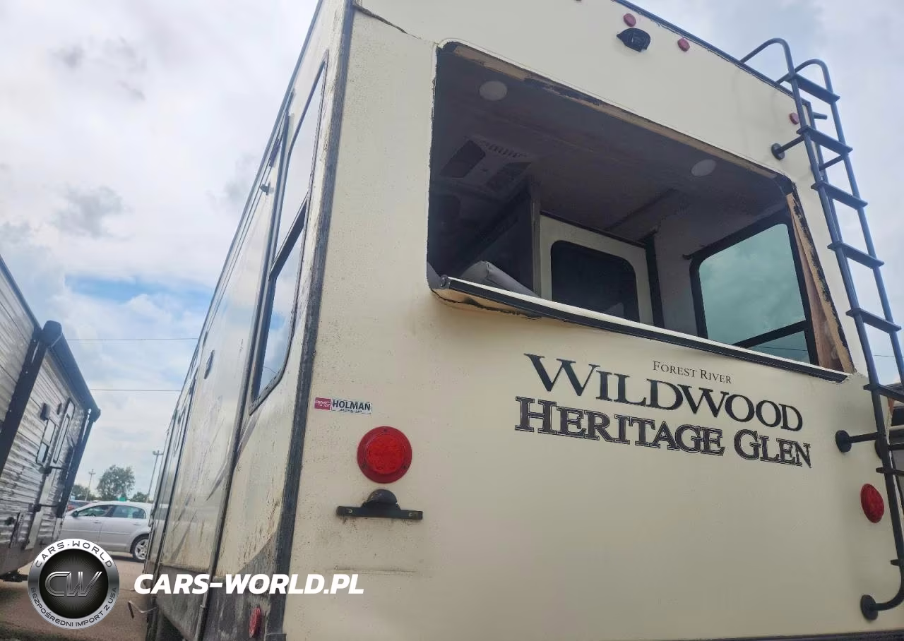 2021 Forest River Wildwood Camper VIN:4X4FWBN27MV704357 - 3