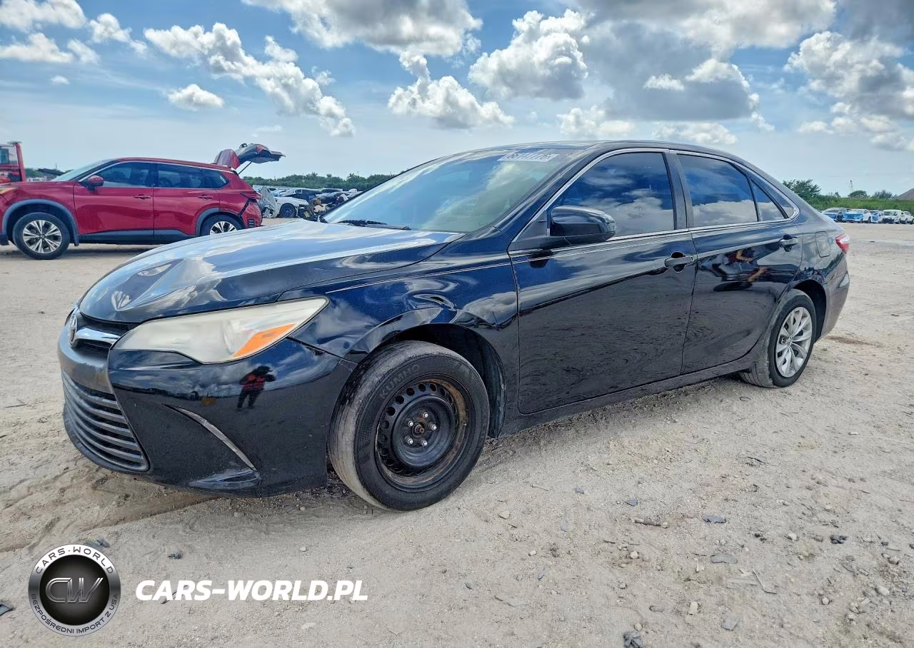 2017 Toyota Camry Le – zdjęcie 1 z 12