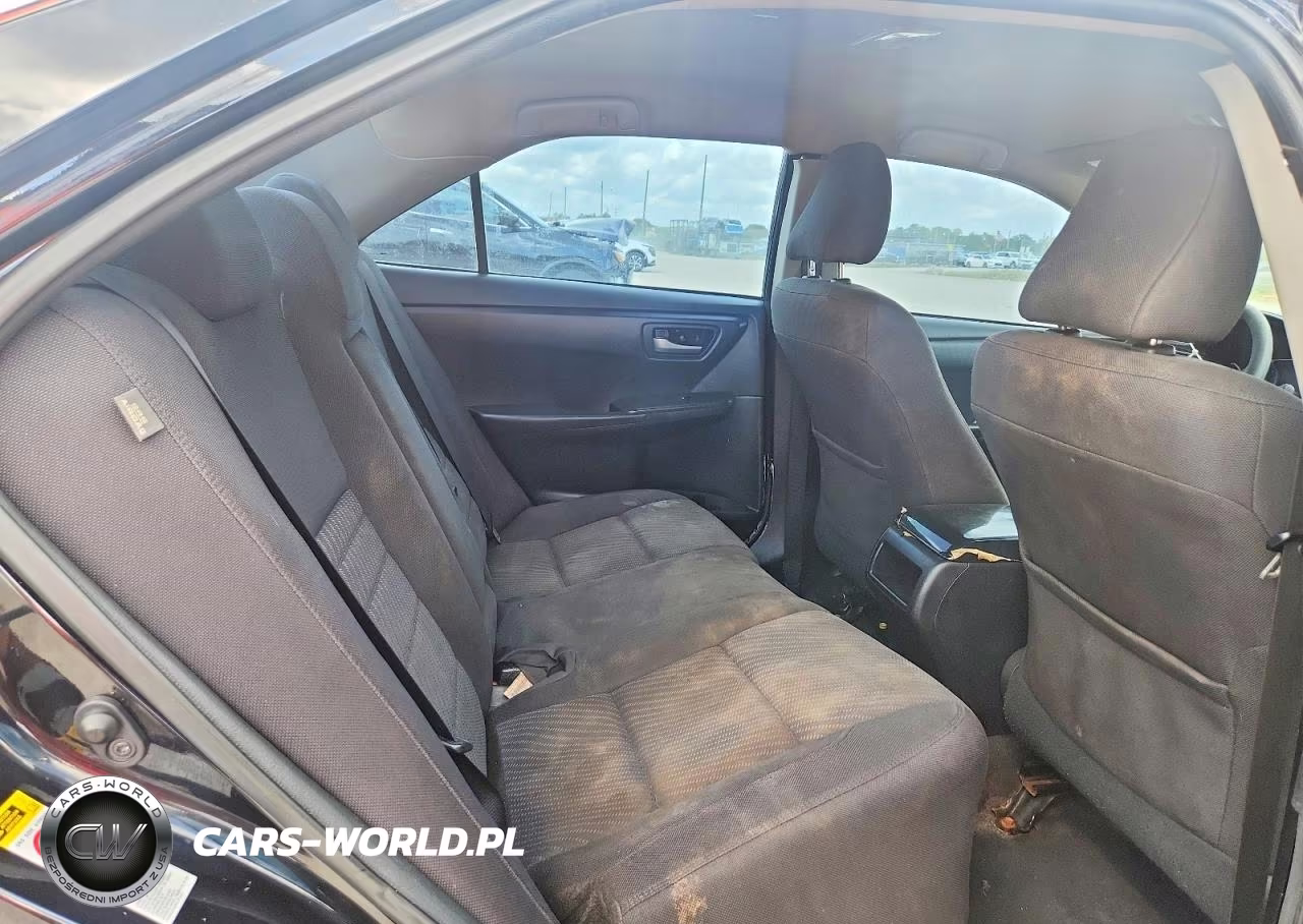 2017 Toyota Camry Le VIN:4T1BF1FK7HU760898 - 10