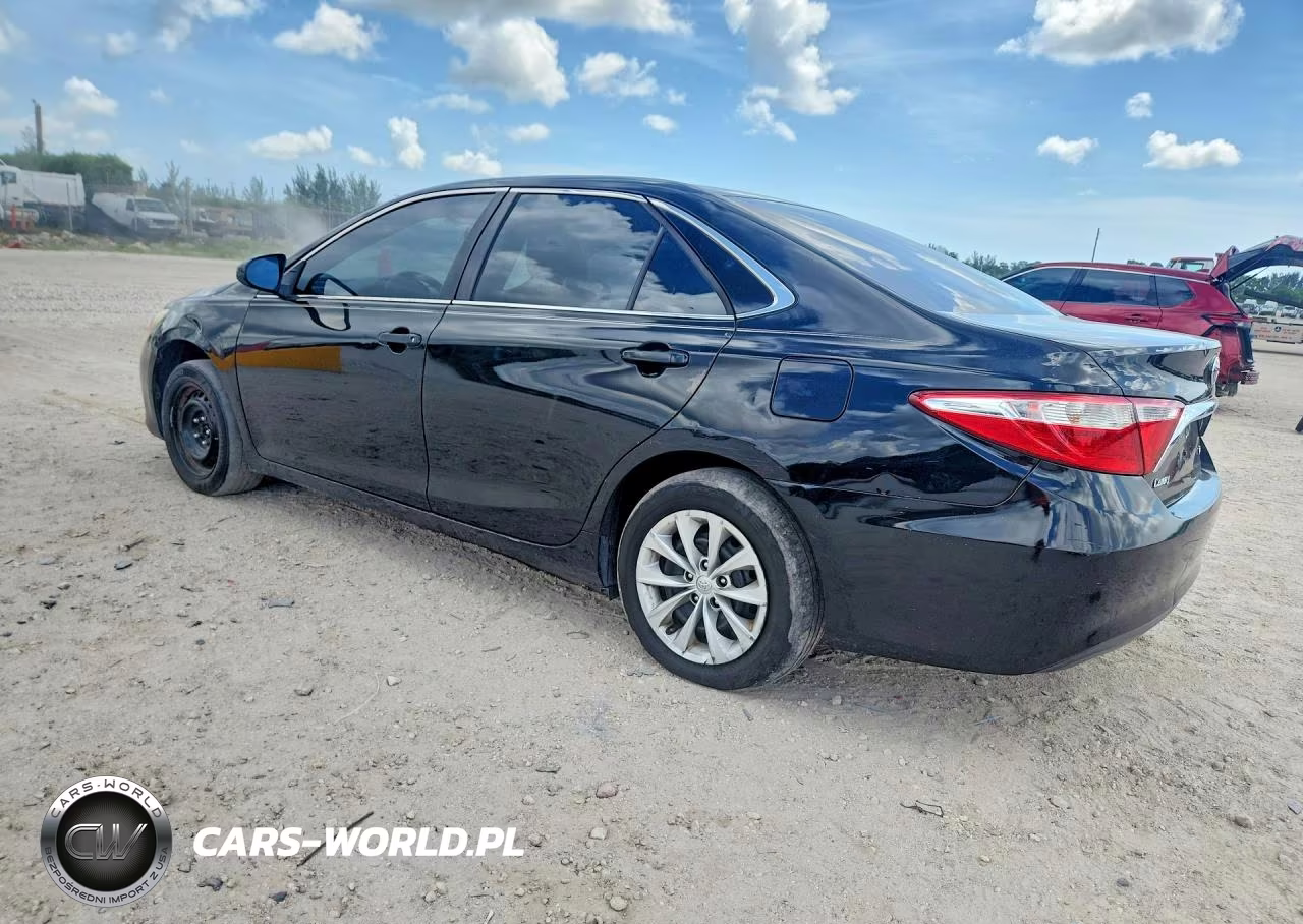 2017 Toyota Camry Le VIN:4T1BF1FK7HU760898 - 2