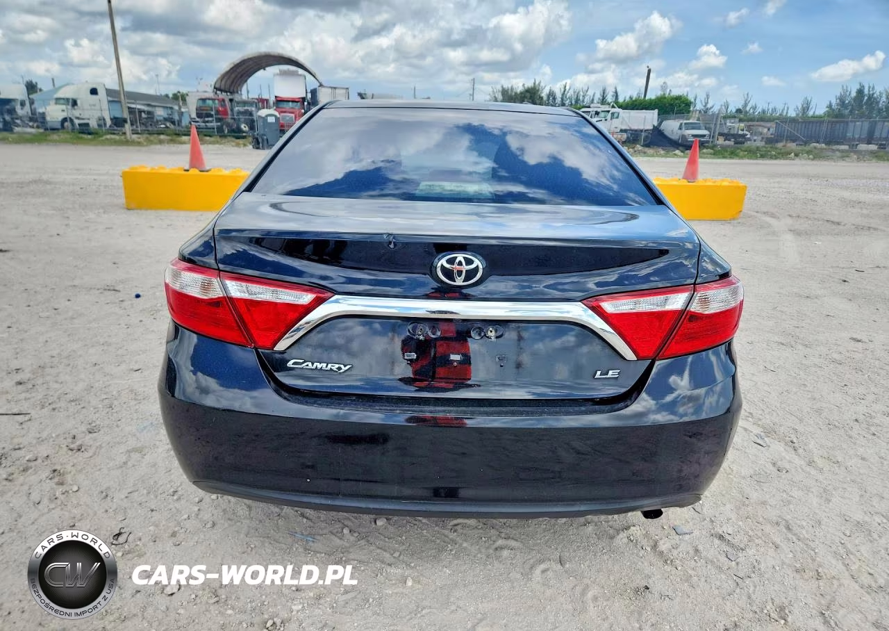 2017 Toyota Camry Le VIN:4T1BF1FK7HU760898 - 6