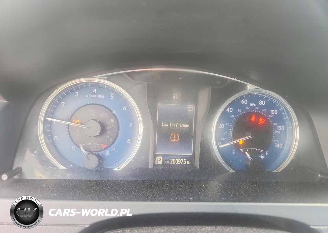 2017 Toyota Camry Le VIN:4T1BF1FK7HU760898 - 9